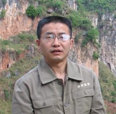 谢贤平.jpg